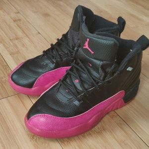 Jordans Retro 12